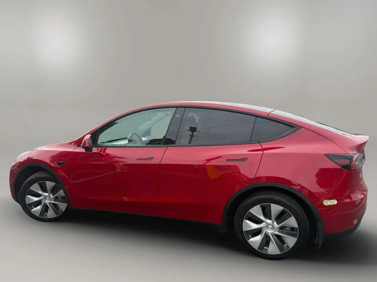 Used 2022 Tesla Model Y Long Range AWD/4WD image 8
