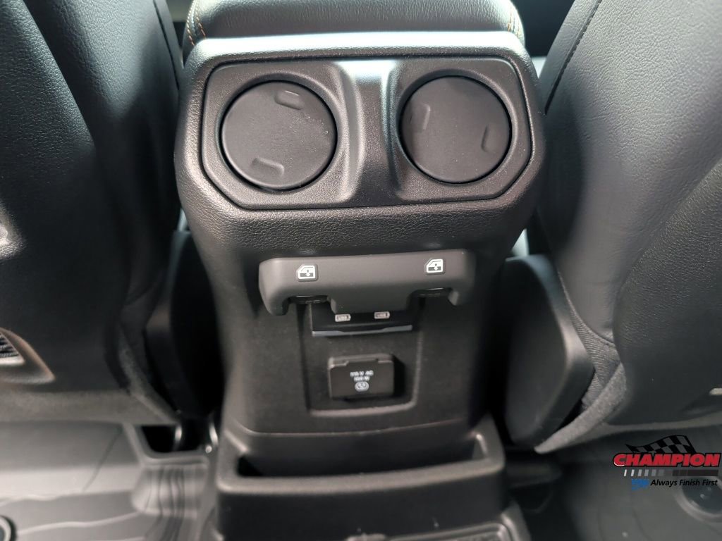 Used 2024 Jeep Wrangler Sahara w/ Technology Group image 29