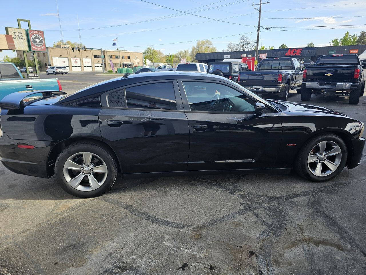 Used 2014 Dodge Charger R/T RWD image 7