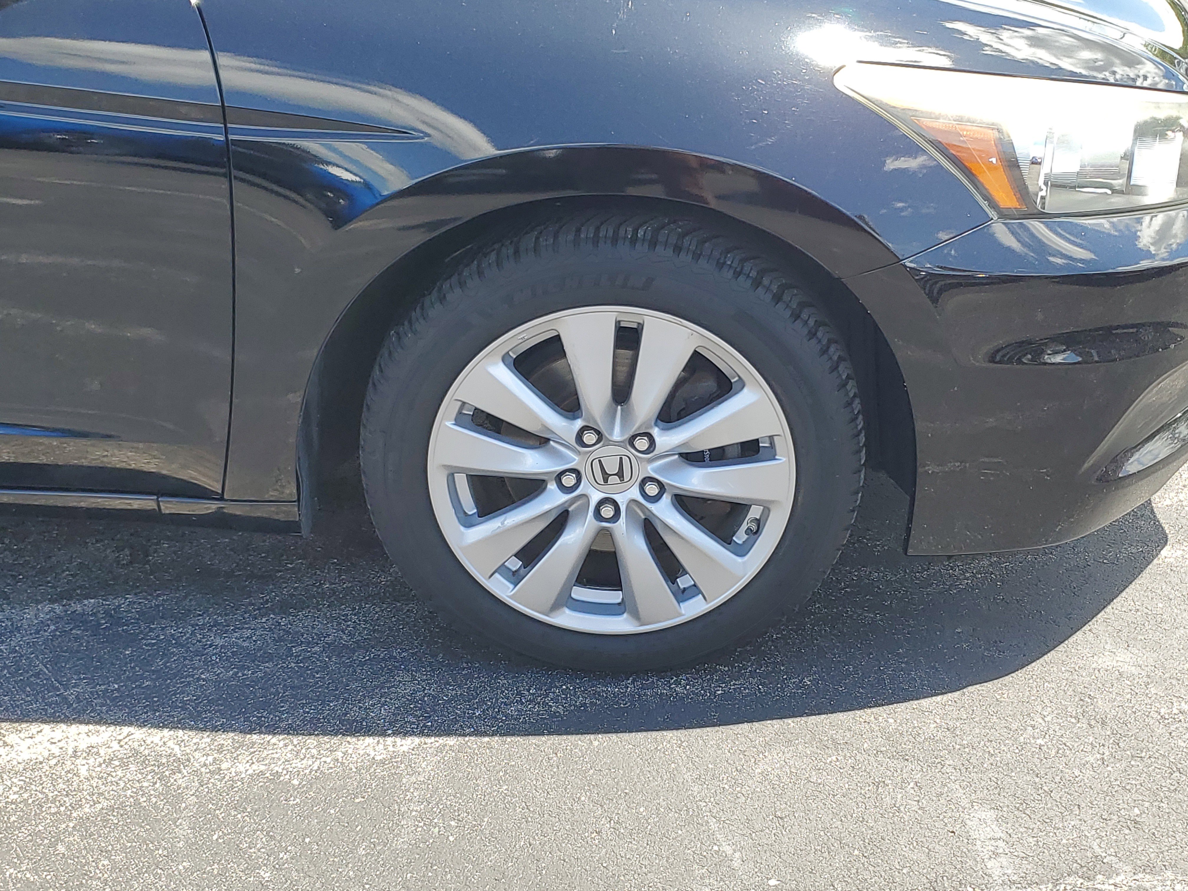 Used 2012 Honda Accord EX image 5