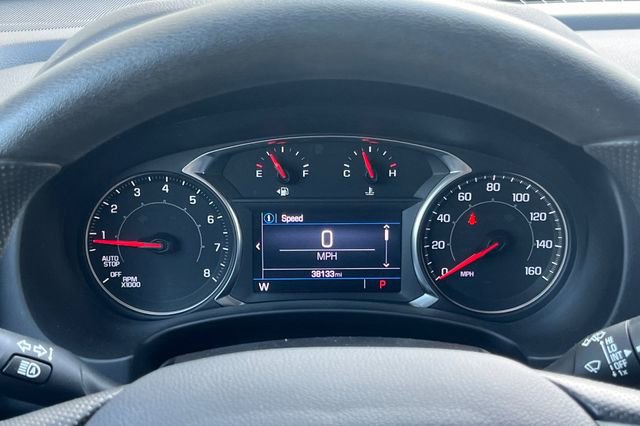 Used 2023 GMC Terrain SLE w/ Elevation Edition image 33