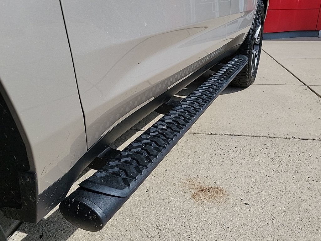 Used 2021 Chevrolet Tahoe Z71 AWD/4WD image 11