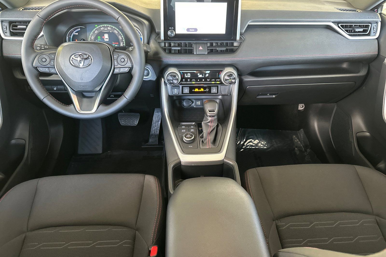 Certified 2025 Toyota RAV4 SE w/ Weather & Moonroof Package image 17