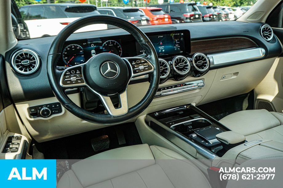 Used 2022 Mercedes-Benz GLB 250 4MATIC w/ Premium Package Lite image 29