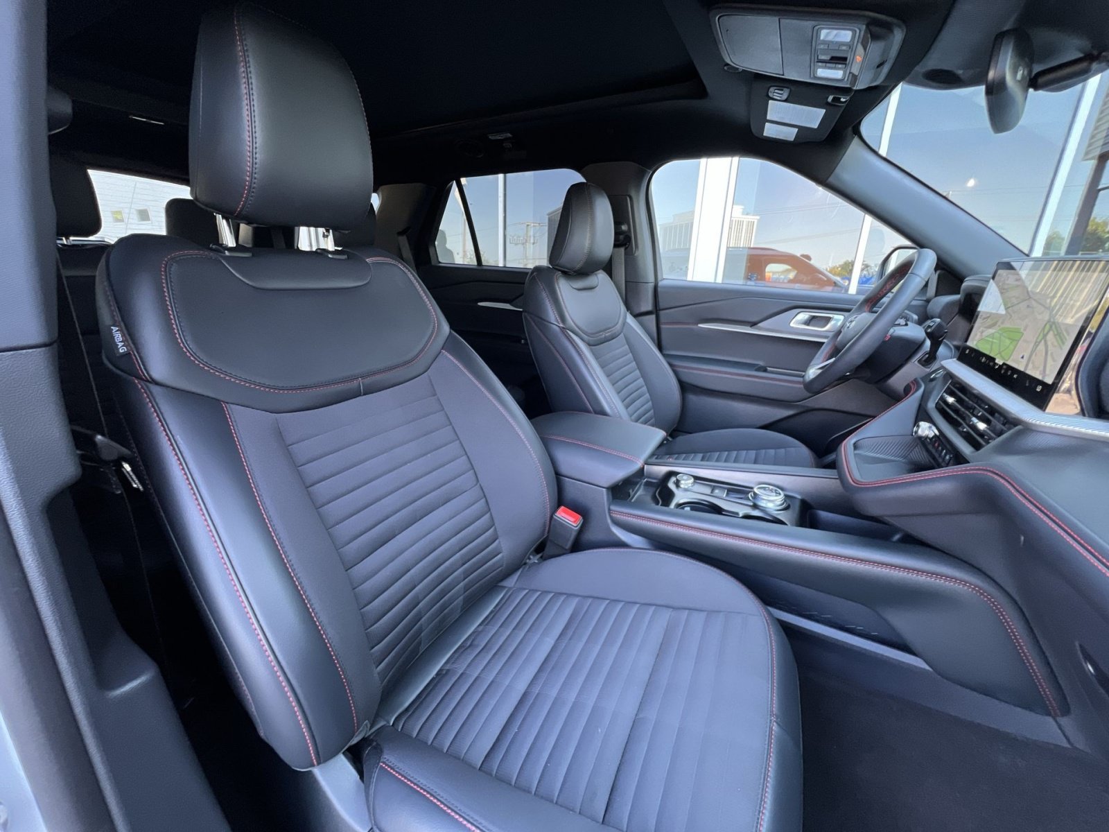 New 2026 Ford Explorer ST-Line w/ ST-Line Street Pack AWD/4WD image 28