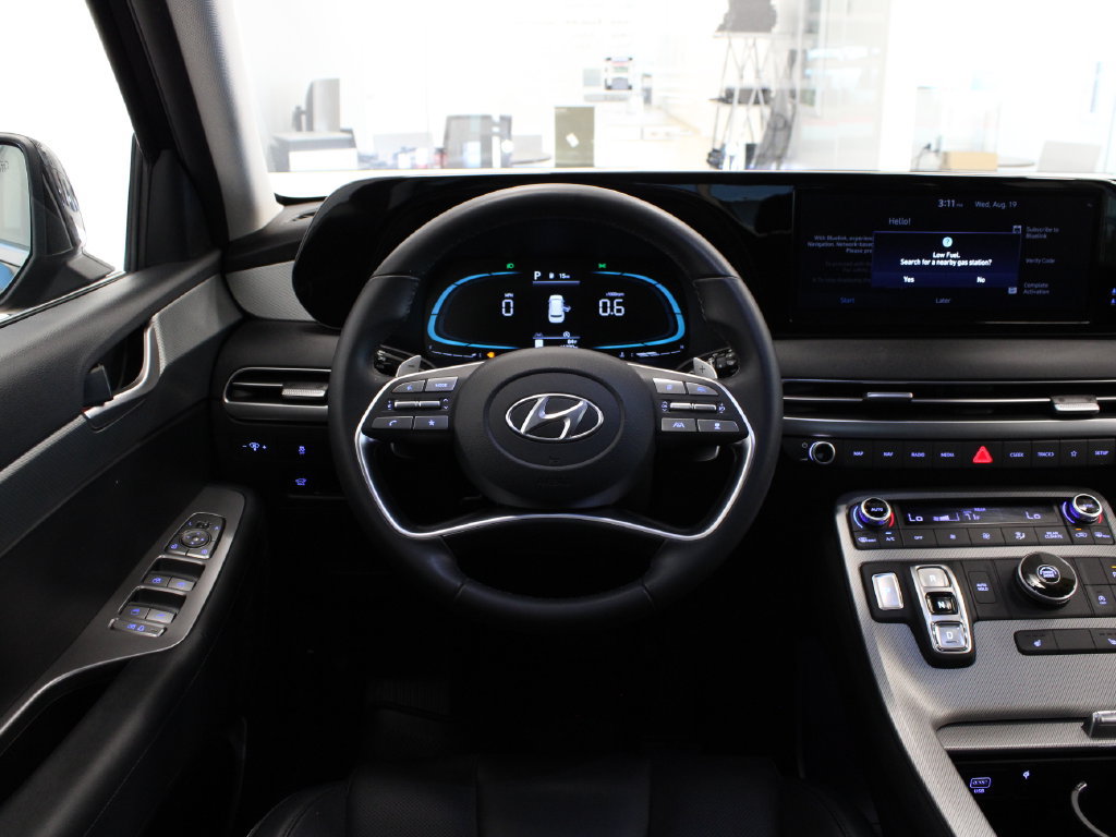 Used 2023 Hyundai Palisade SEL FWD image 19