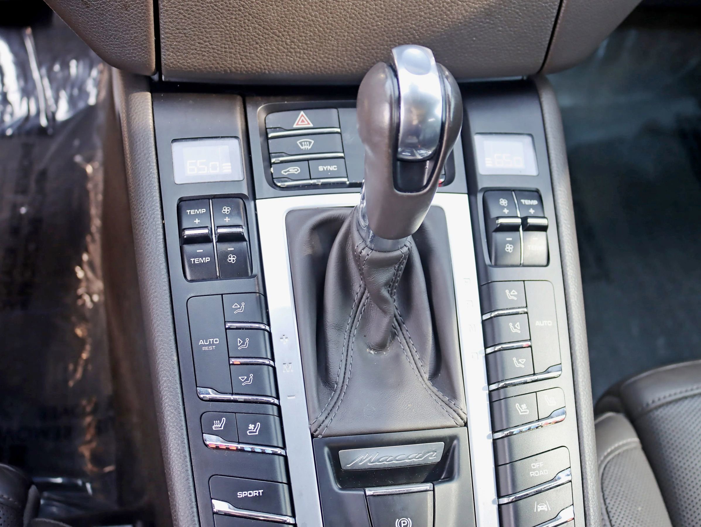 Used 2018 Porsche Macan Sport Edition image 22