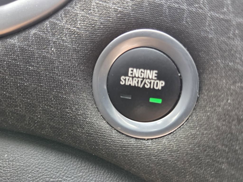Used 2024 Chevrolet Malibu LT FWD image 24