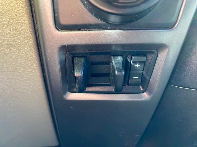 Used 2018 Ford F150 XLT w/ Trailer Tow Package image 17