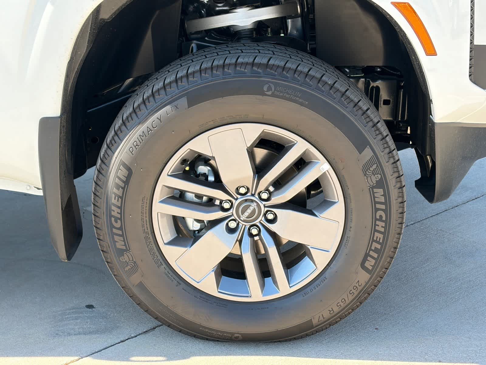 New 2026 Nissan Frontier SV w/ Tow Package AWD/4WD image 10