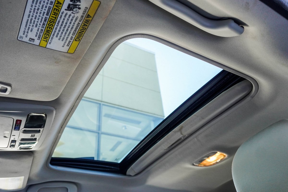 Used 2017 Subaru Outback 2.5i Limited image 32