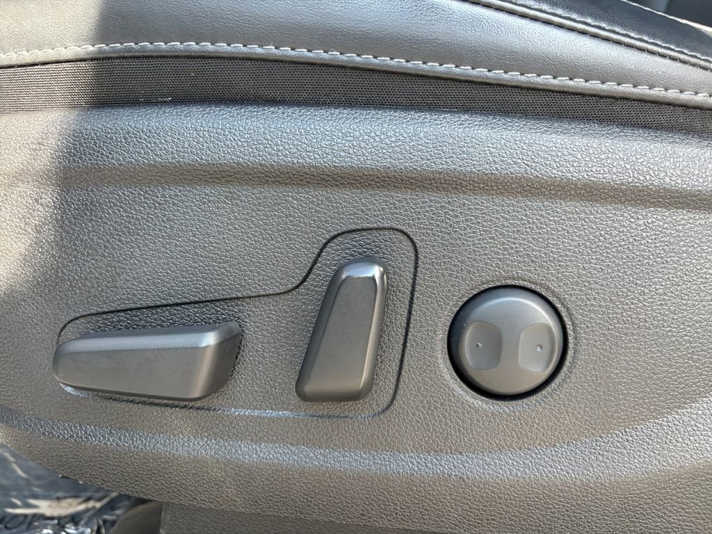 Used 2022 Kia Telluride S image 19