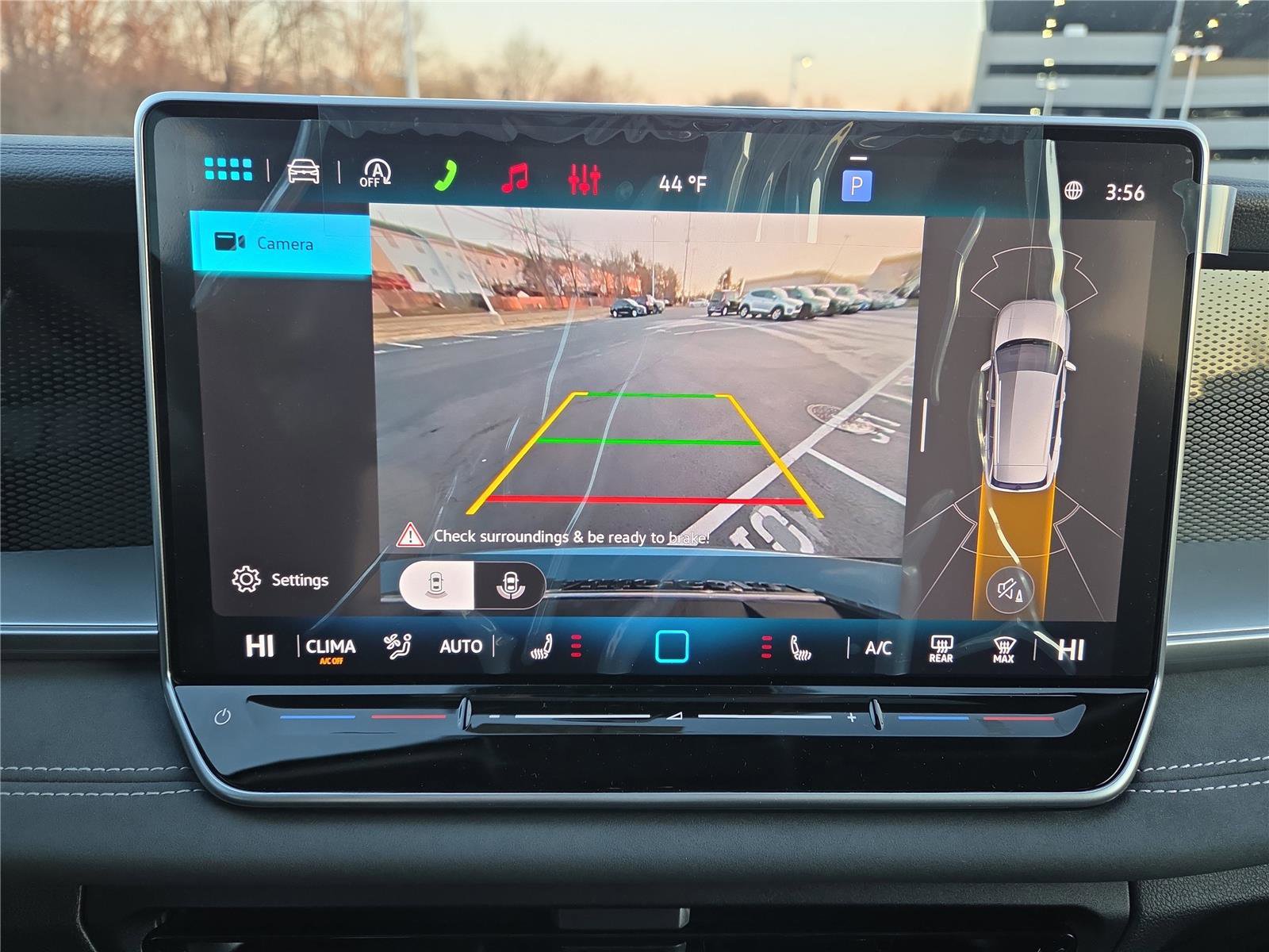 New 2026 Volkswagen Tiguan SE image 19