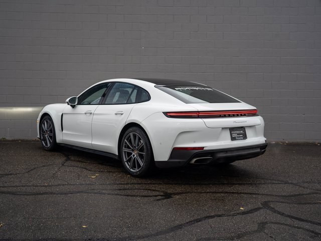 New 2025 Porsche Panamera 4 image 3