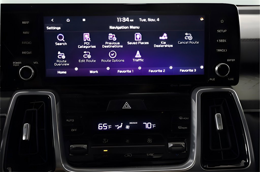 Used 2023 Kia Sorento SX image 11