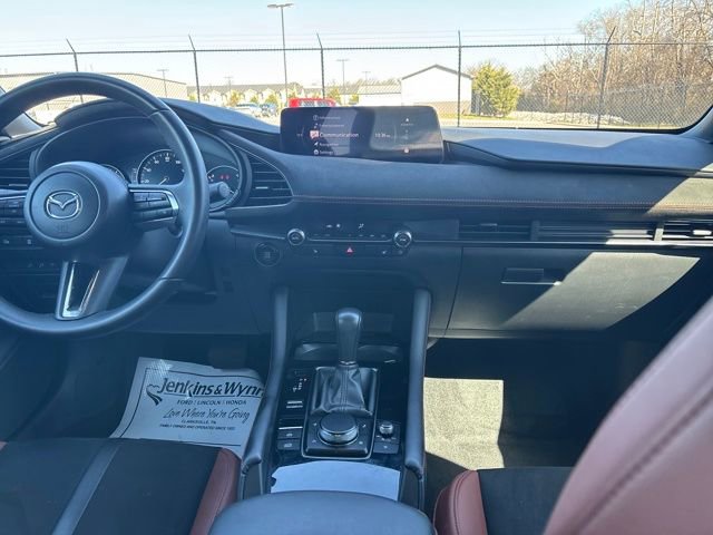 Used 2024 MAZDA MAZDA3 s image 9