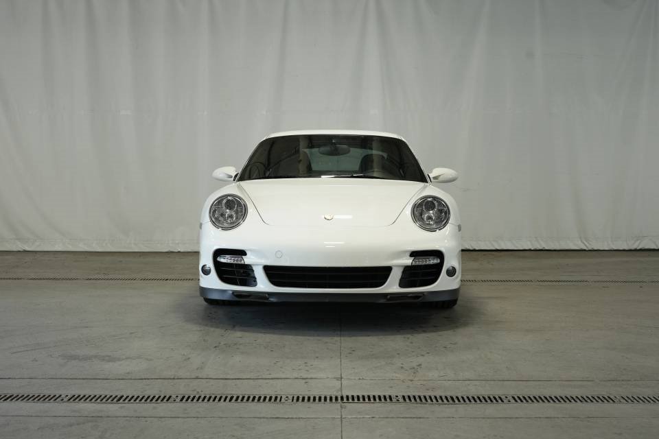 Used 2008 Porsche 911 Turbo image 10