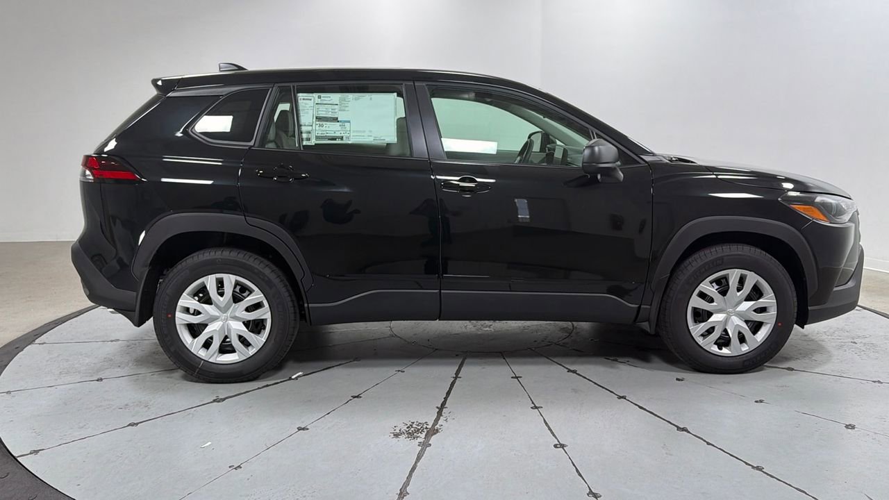 New 2026 Toyota Corolla Cross L image 6