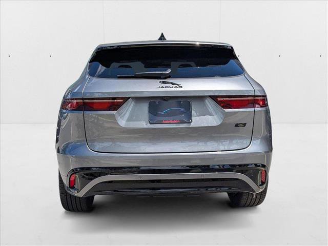 New 2026 Jaguar F-PACE R-Dynamic S image 8