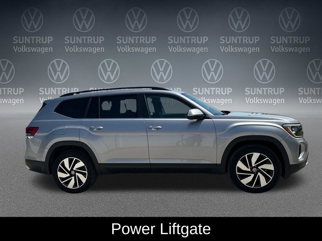 Used 2024 Volkswagen Atlas SE AWD/4WD image 7