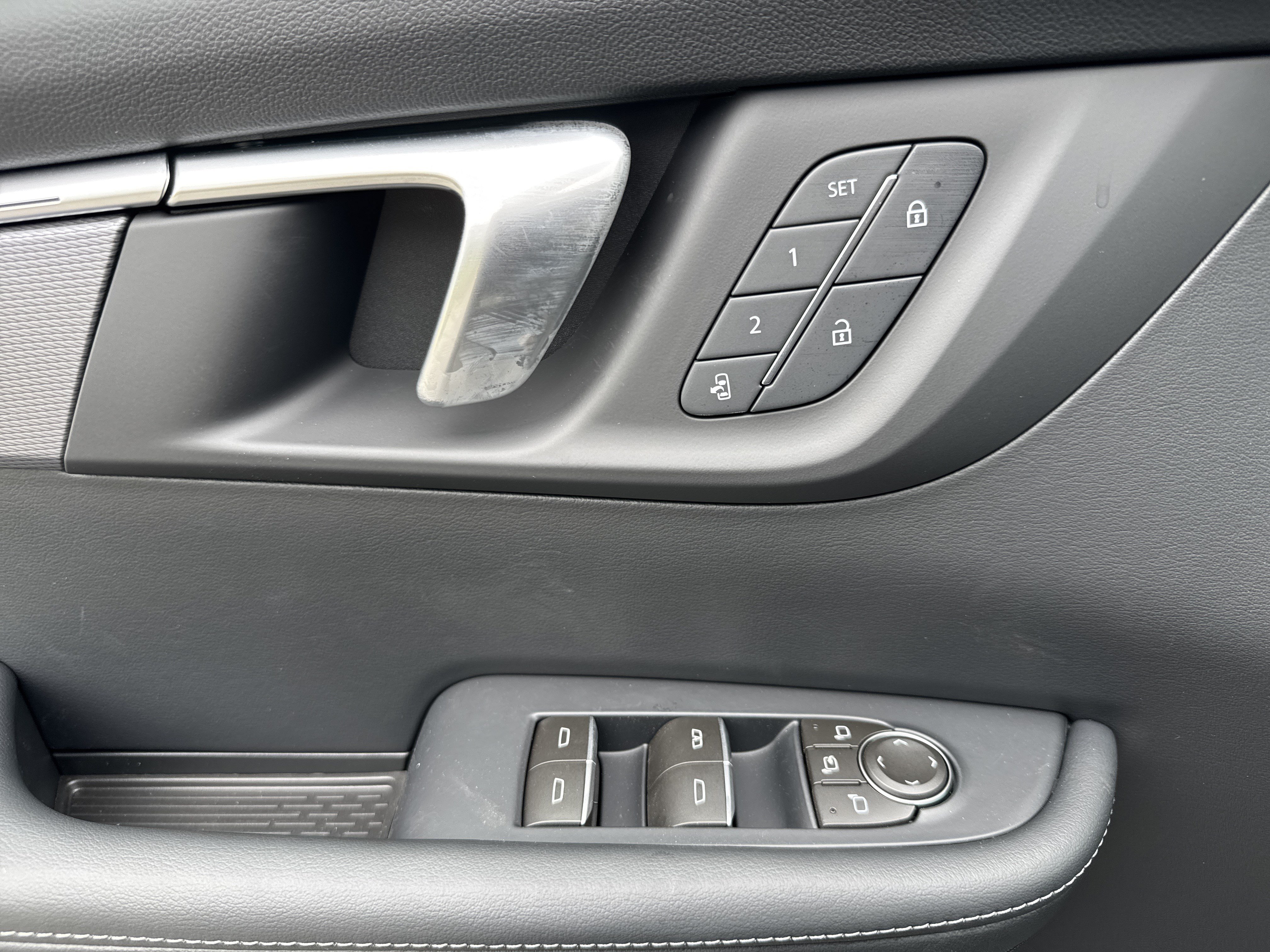 New 2026 Buick Enclave Sport Touring w/ Power Package FWD image 15