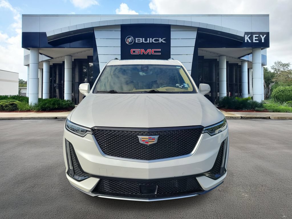 Used 2023 Cadillac XT6 Sport w/ Platinum Package AWD/4WD image 2