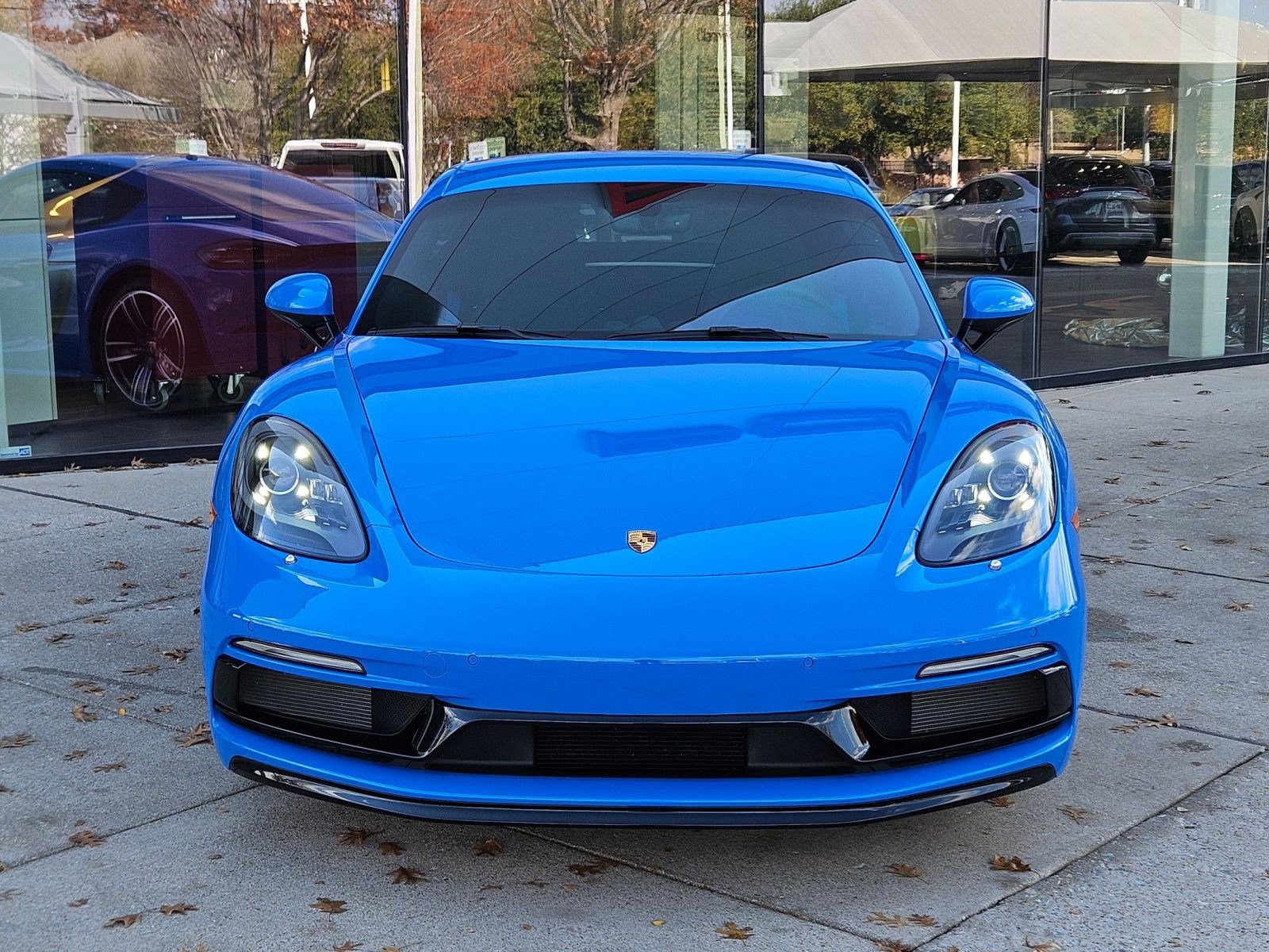 Used 2025 Porsche 718 Cayman image 6