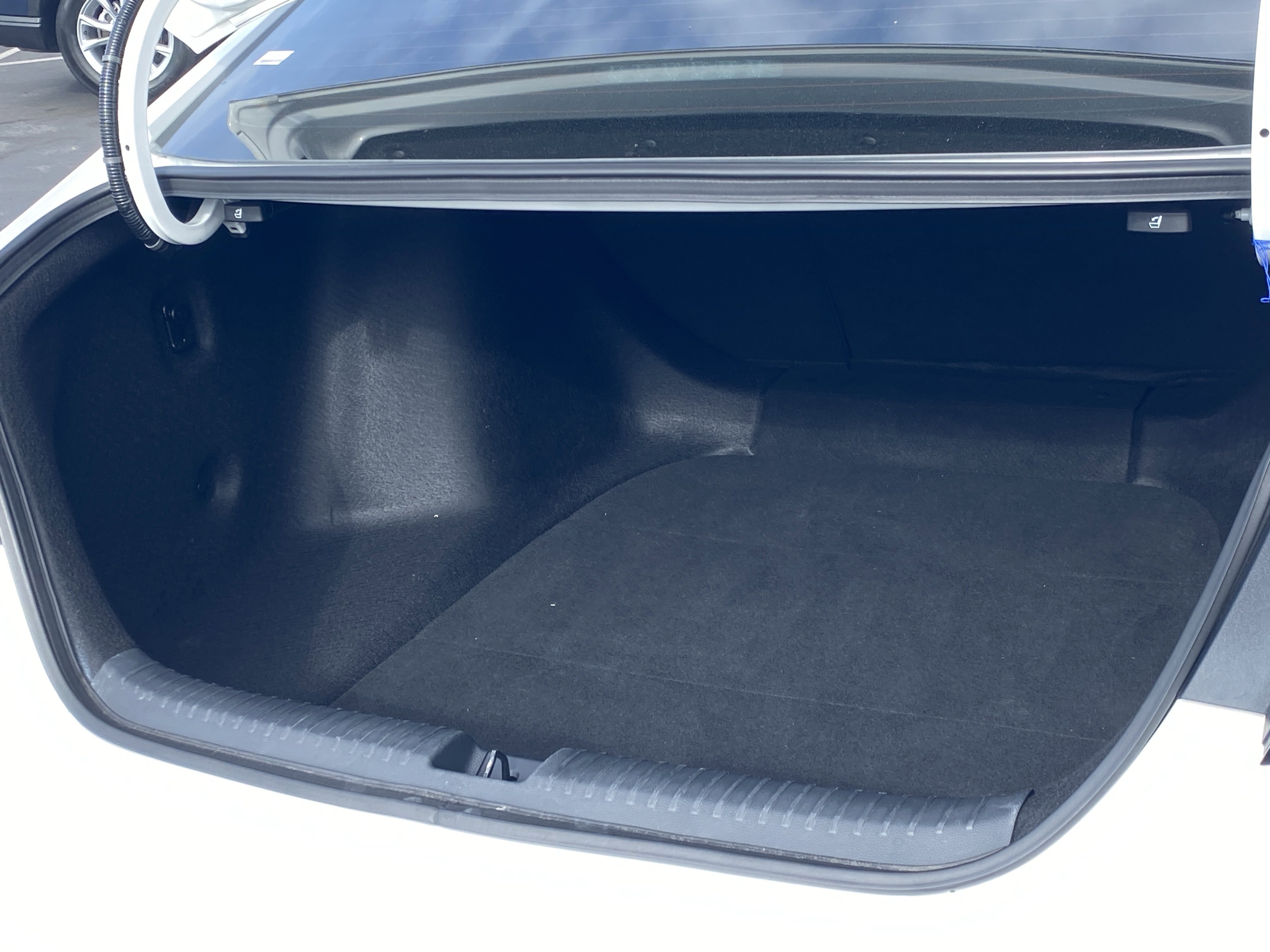 Certified 2024 Honda Accord EX image 12