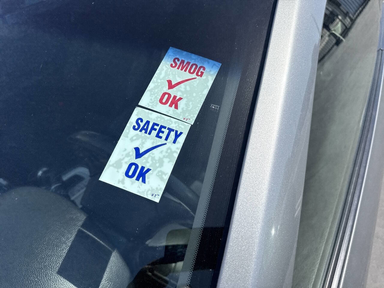 Used 2005 INFINITI G35 Coupe w/ (P01) Premium Pkg image 10