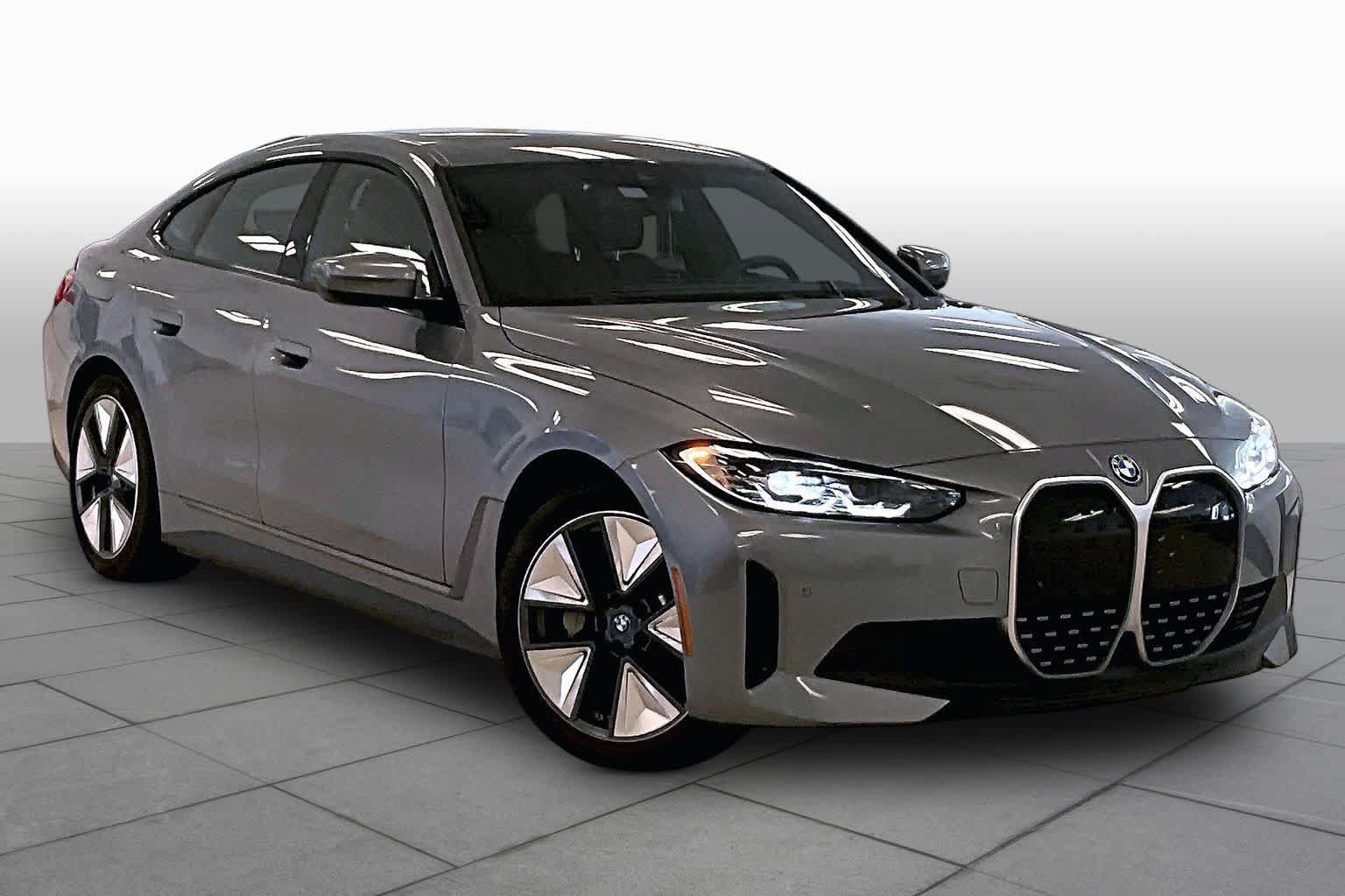 Used 2023 BMW i4 eDrive35 w/ Premium Package RWD image 2