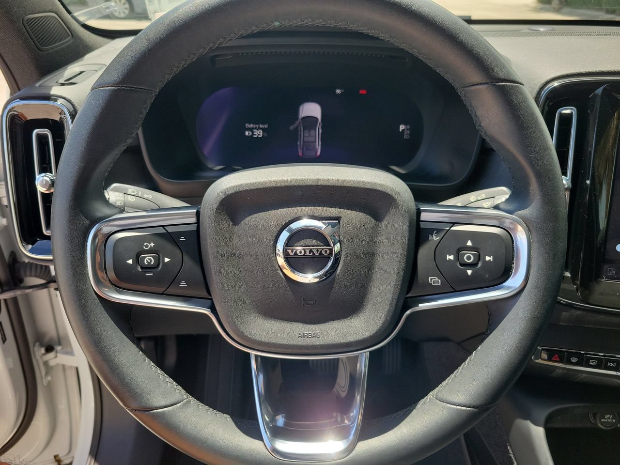 Used 2023 Volvo C40 P8 Recharge Ultimate w/ Protection Package Premier AWD/4WD image 18