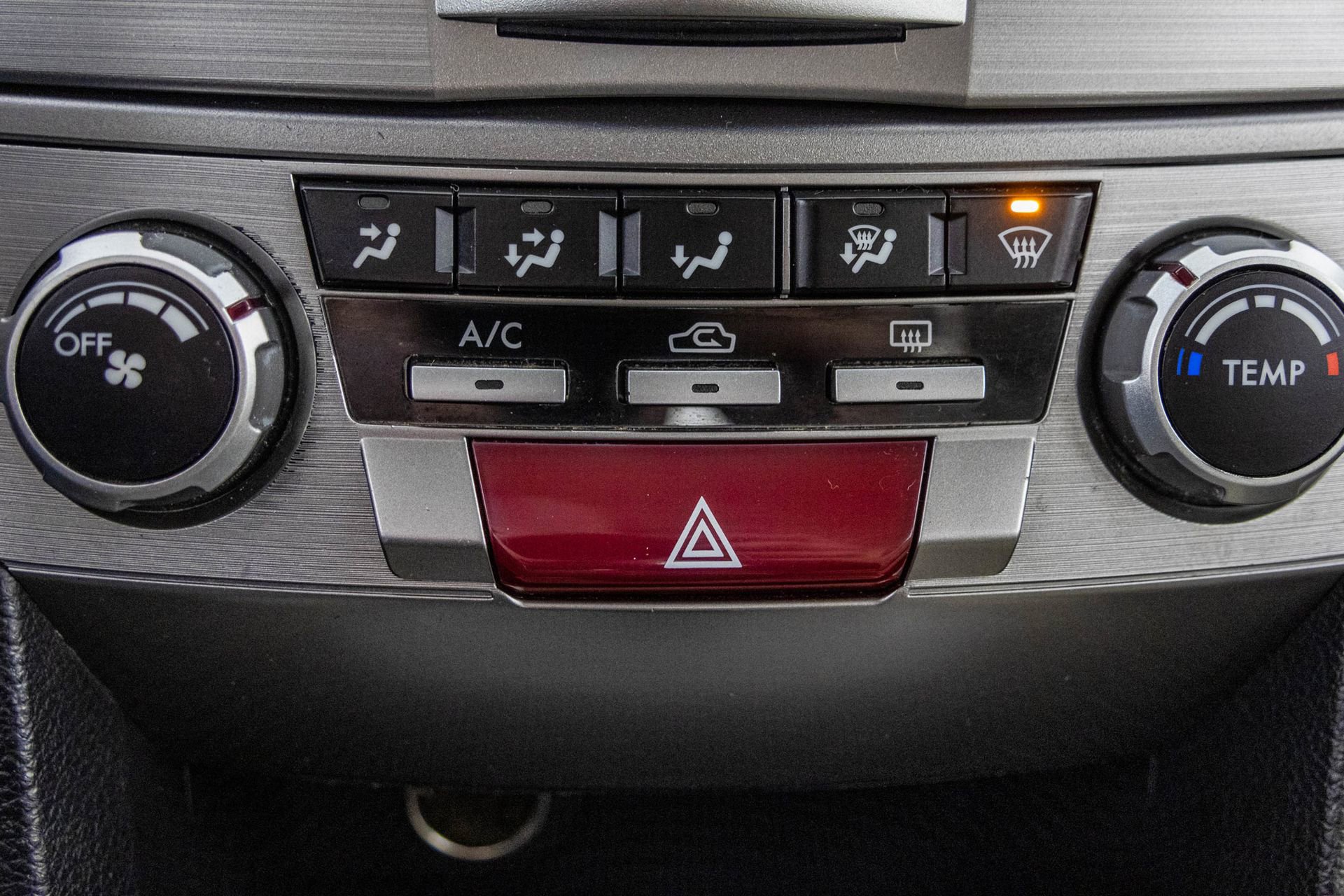 Used 2013 Subaru Legacy 2.5i Premium image 23