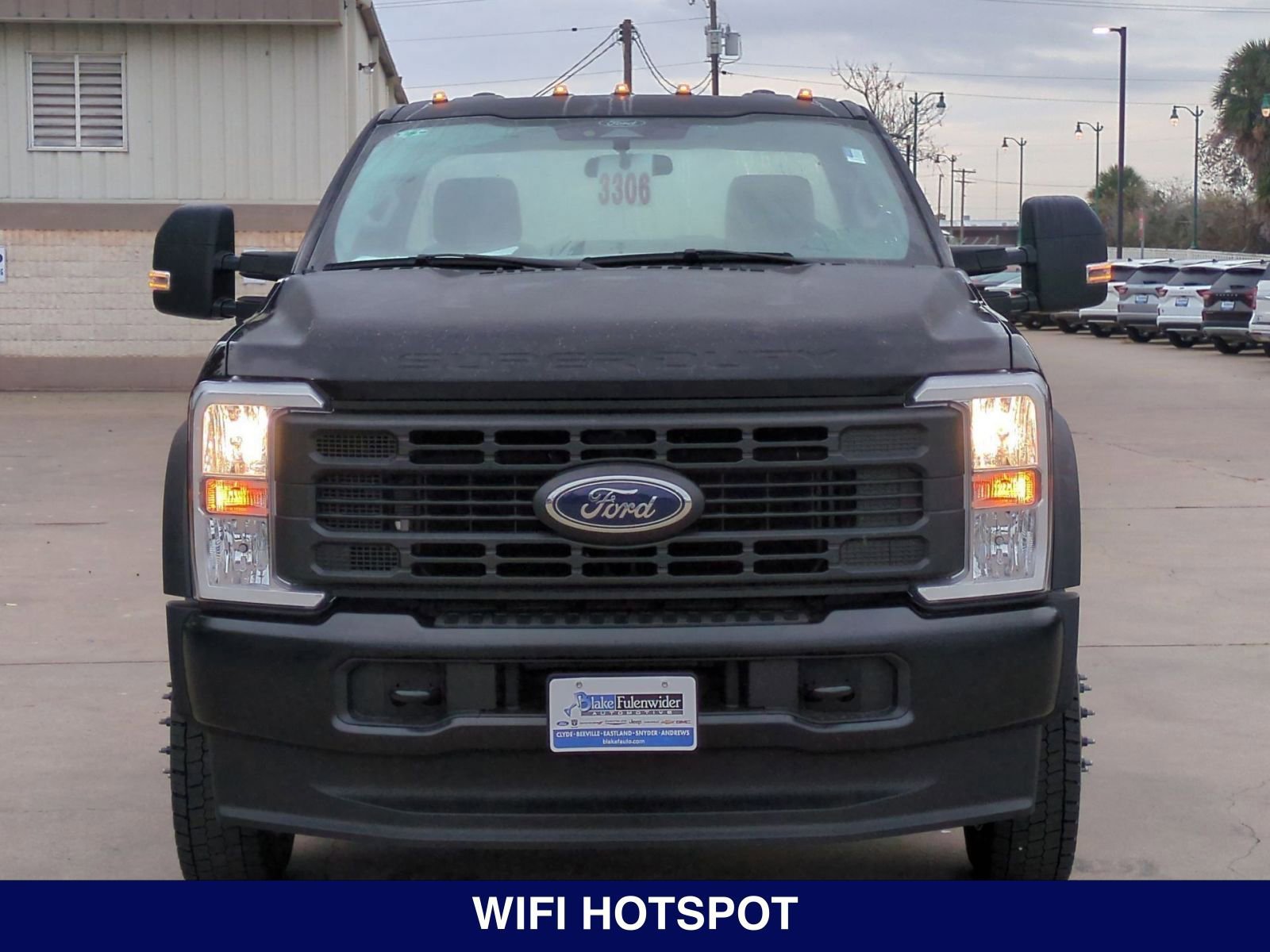 New 2024 Ford F550 4x4 Regular Cab Super Duty image 3