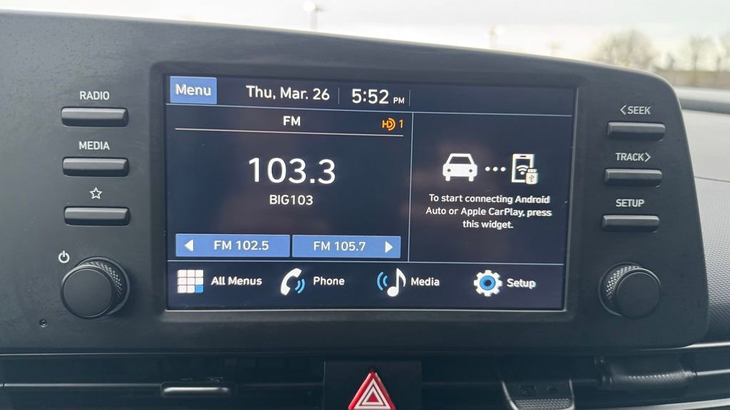 Certified 2025 Hyundai Elantra Sport image 11