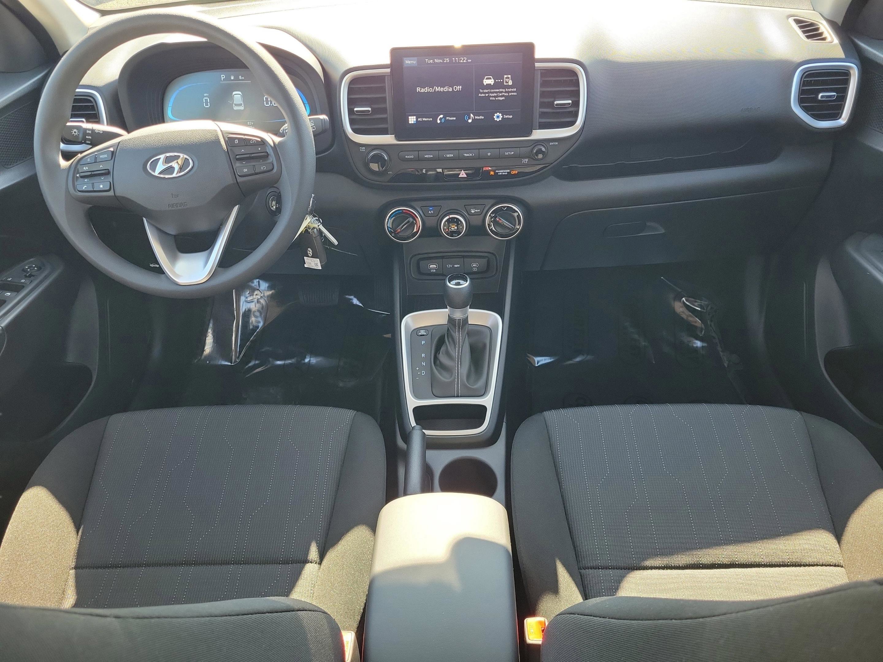 New 2026 Hyundai Venue SE image 12