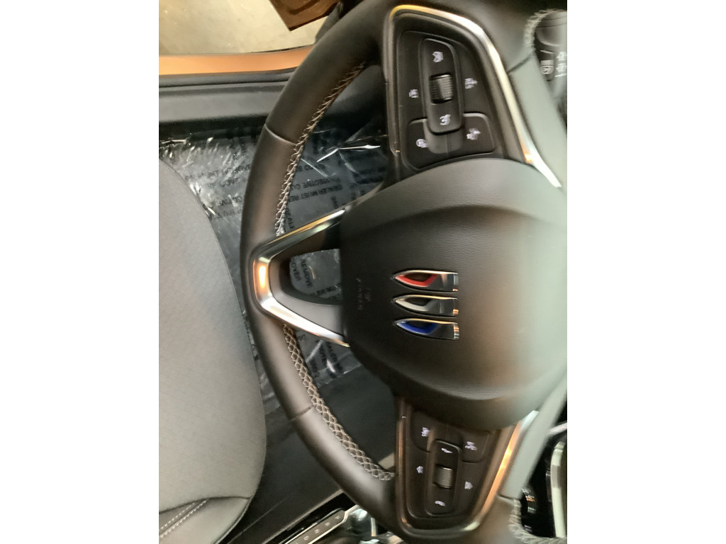 Used 2025 Buick Encore GX Preferred w/ Comfort Package FWD image 15