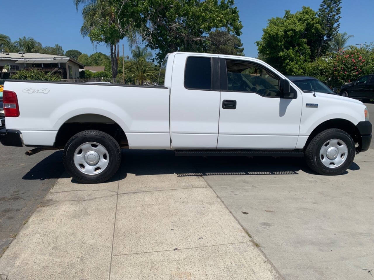 Used 2008 Ford F150 XLT AWD/4WD image 9