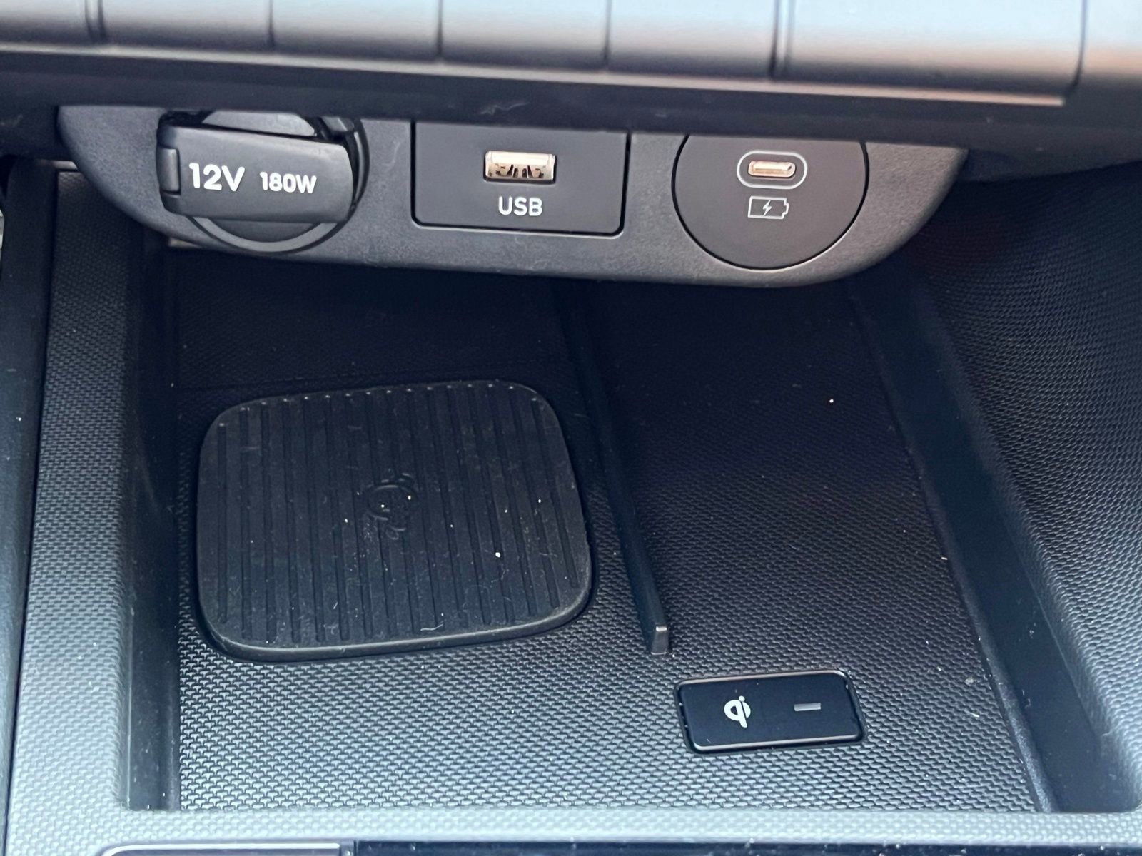 Used 2026 Hyundai Elantra Sport image 33