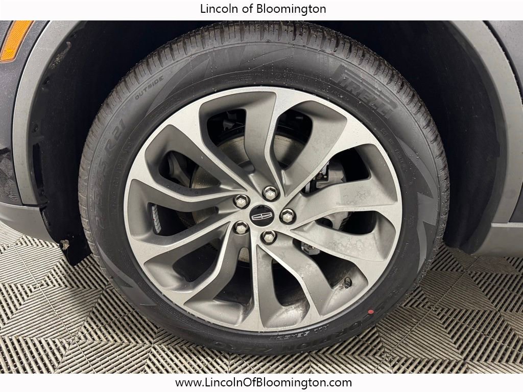 New 2026 Lincoln Aviator AWD image 12