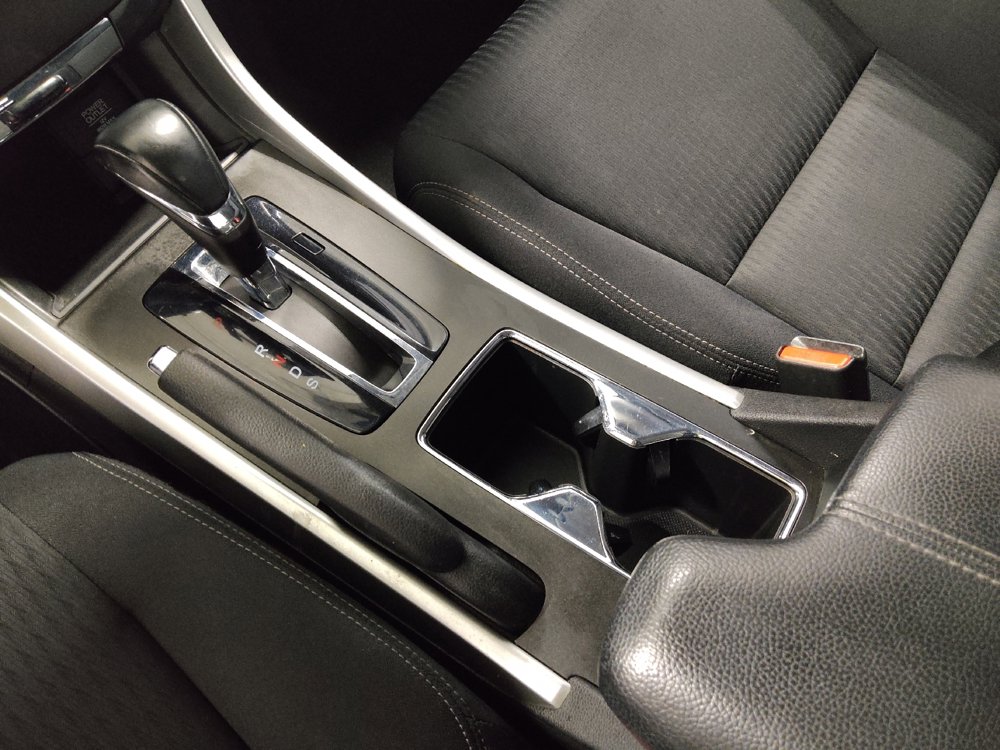 Used 2015 Honda Accord Sport image 26