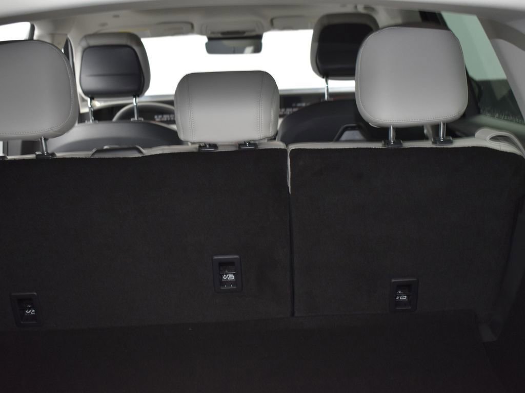 New 2026 Lincoln Nautilus Premier w/ Equipment Group 102A image 13