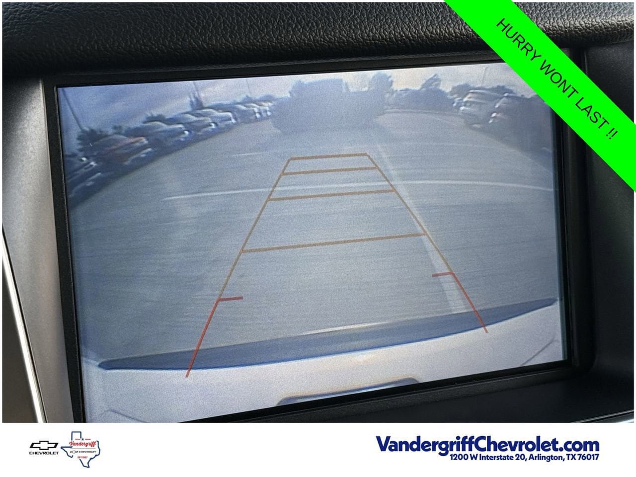 Used 2018 Chevrolet Tahoe Premier AWD/4WD image 17