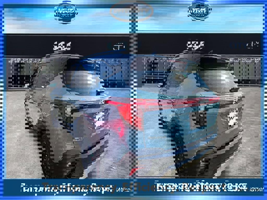 Certified 2025 Kia Seltos S AWD/4WD image 6