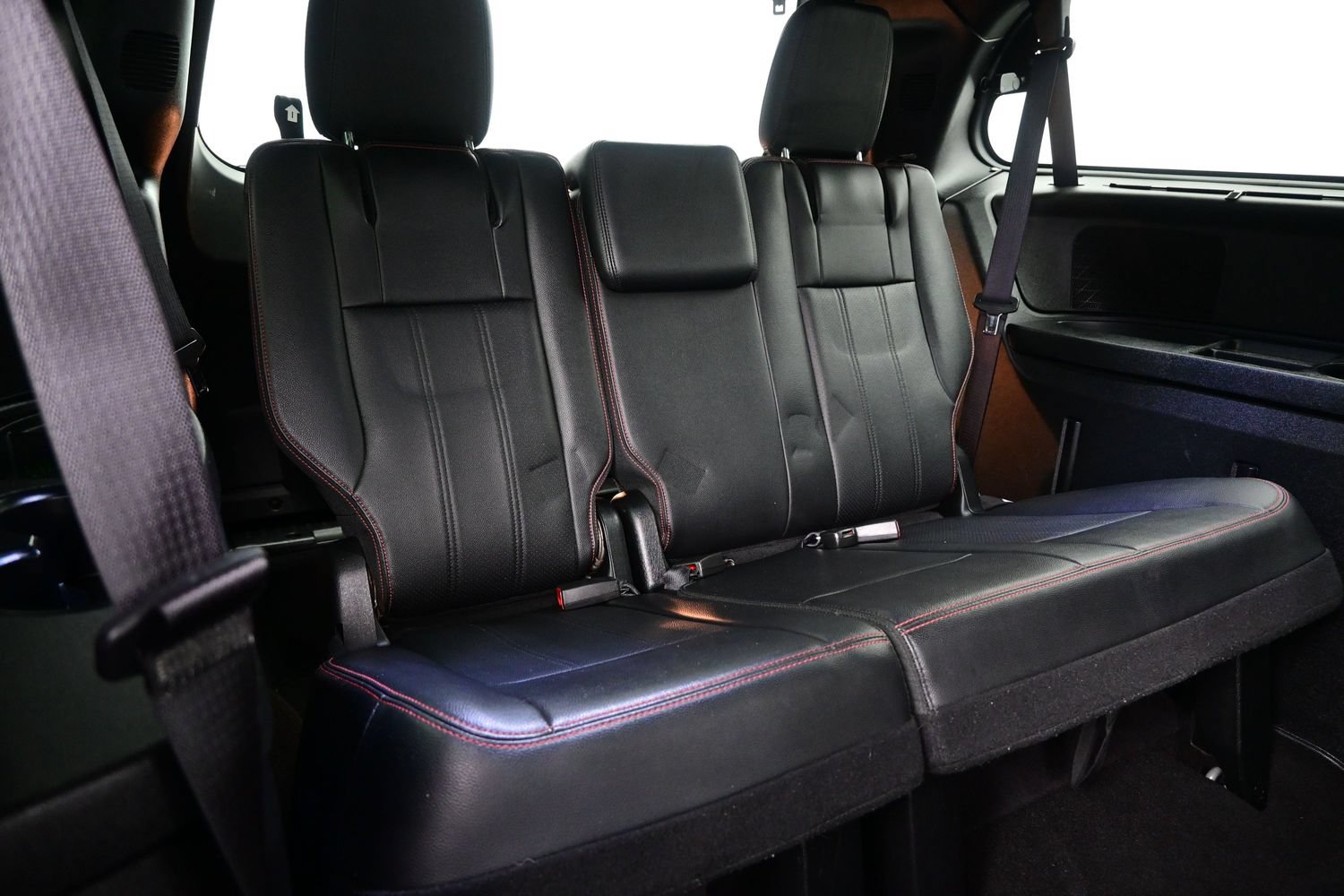 Used 2017 Dodge Grand Caravan GT FWD image 17