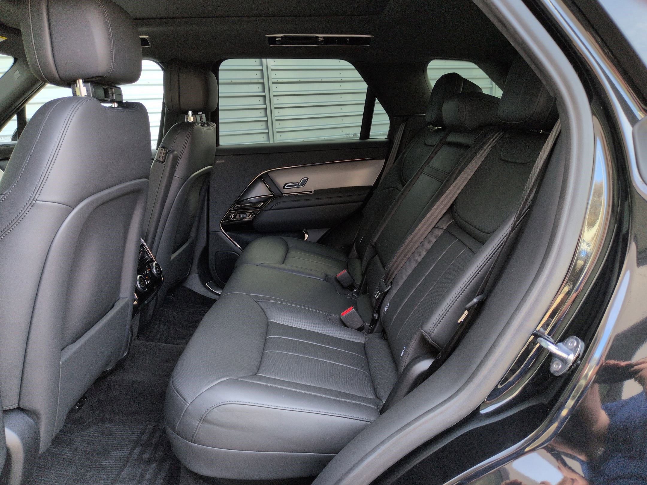 Used 2024 Land Rover Range Rover Sport Dynamic SE image 27