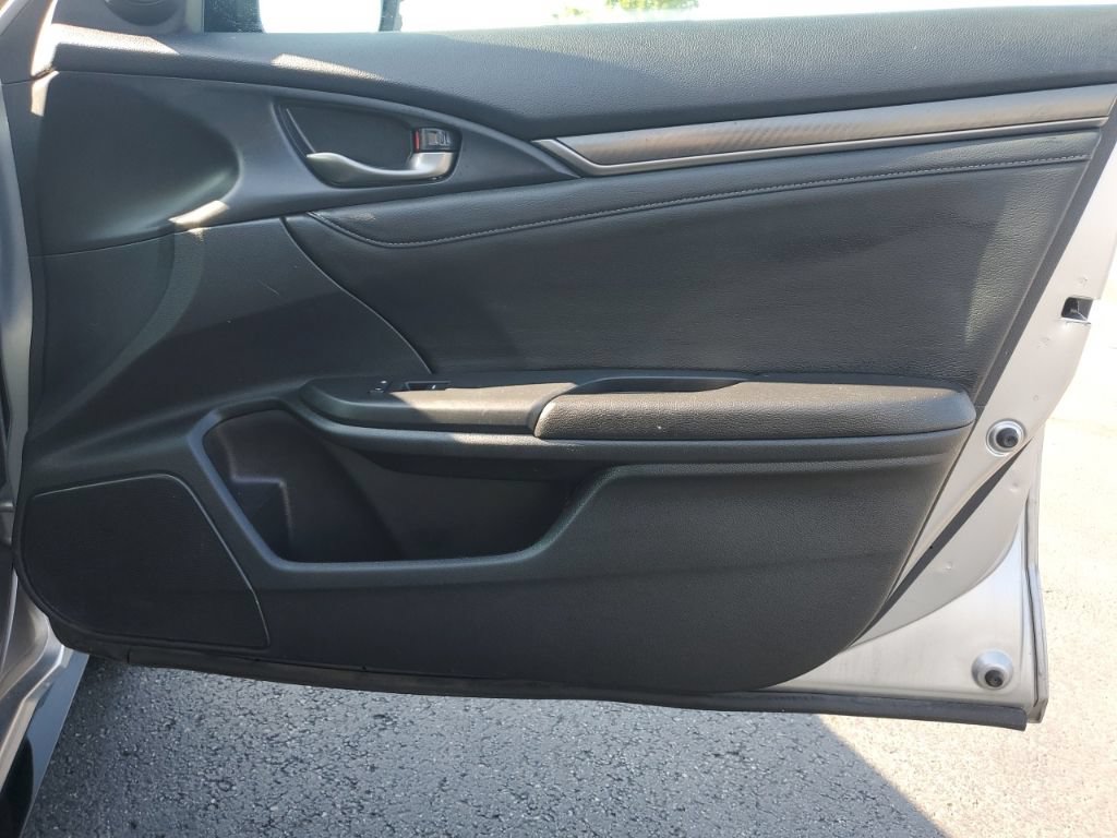 Certified 2018 Honda Civic Sport Touring image 31