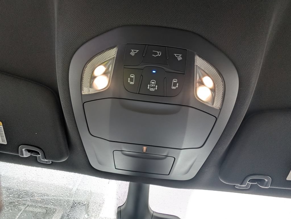 New 2026 Chrysler Pacifica Select w/ S Appearance Package FWD image 39