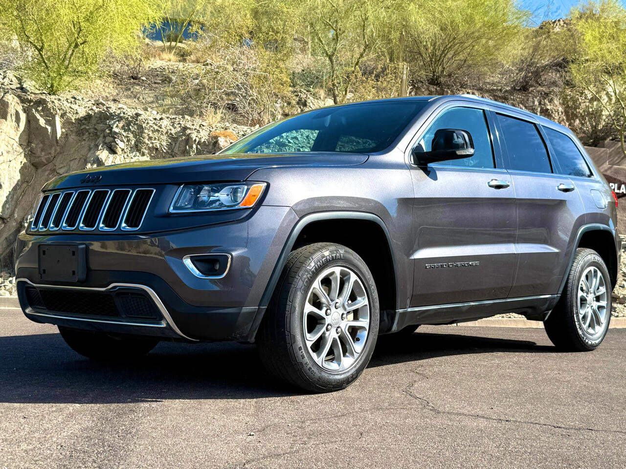 Used 2015 Jeep Grand Cherokee Limited w/ Trailer Tow Group IV image 3