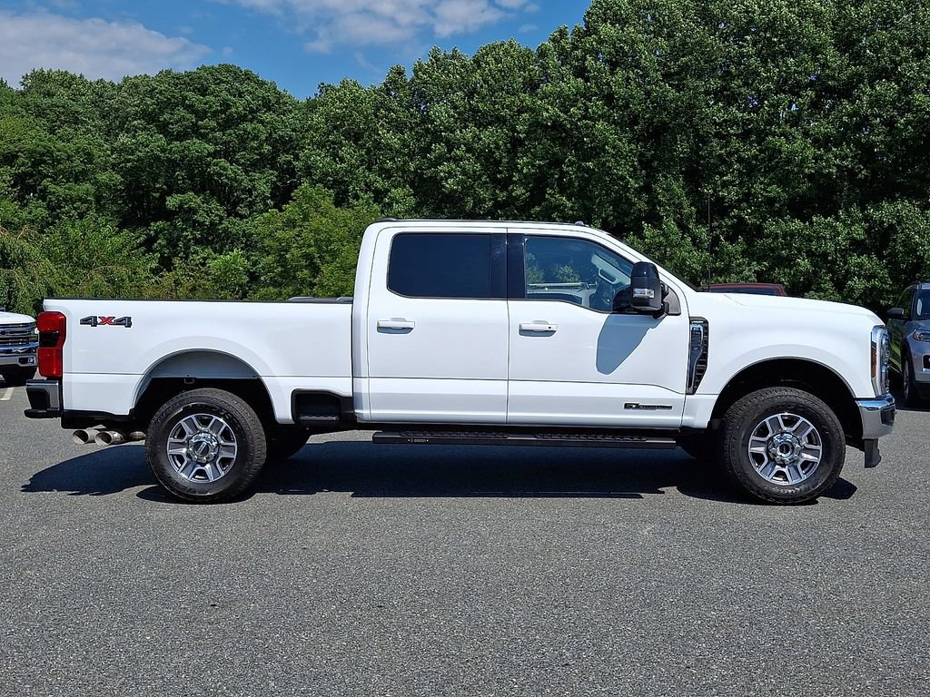 Used 2025 Ford F250 Lariat AWD/4WD image 7