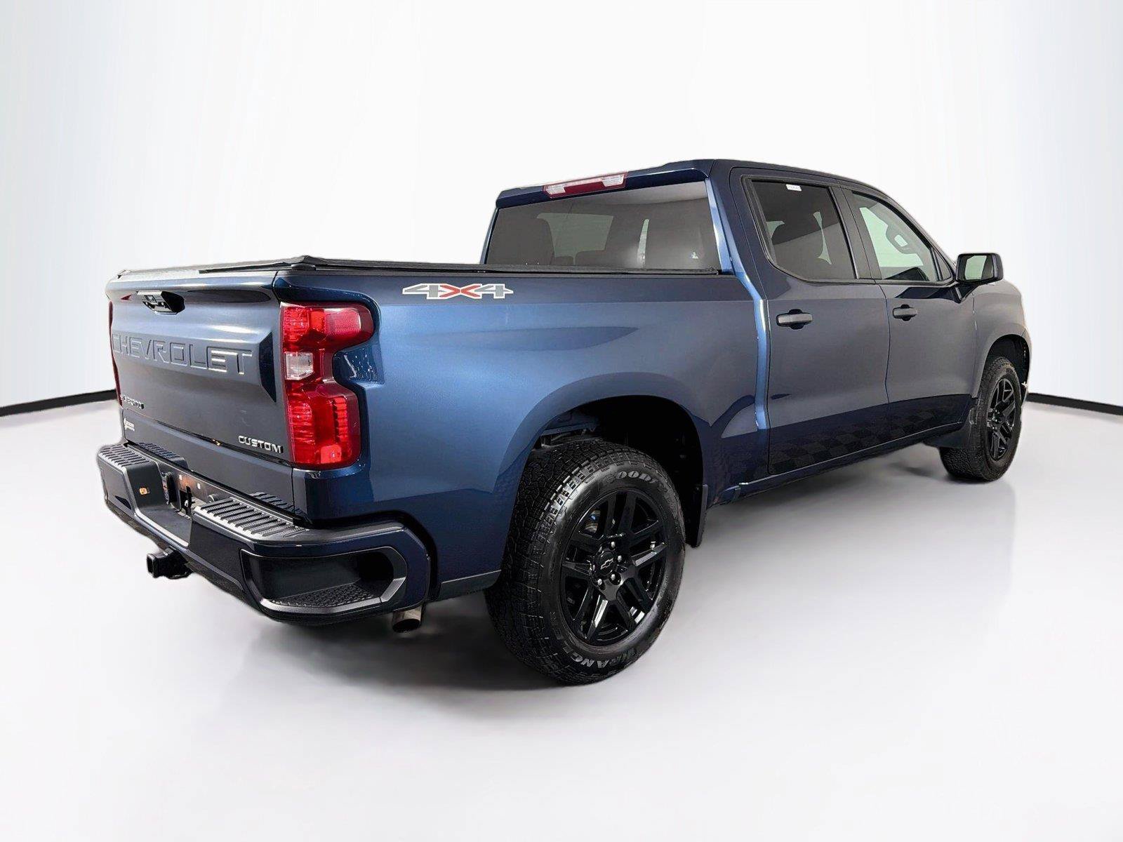 Used 2022 Chevrolet Silverado 1500 Custom AWD/4WD image 11